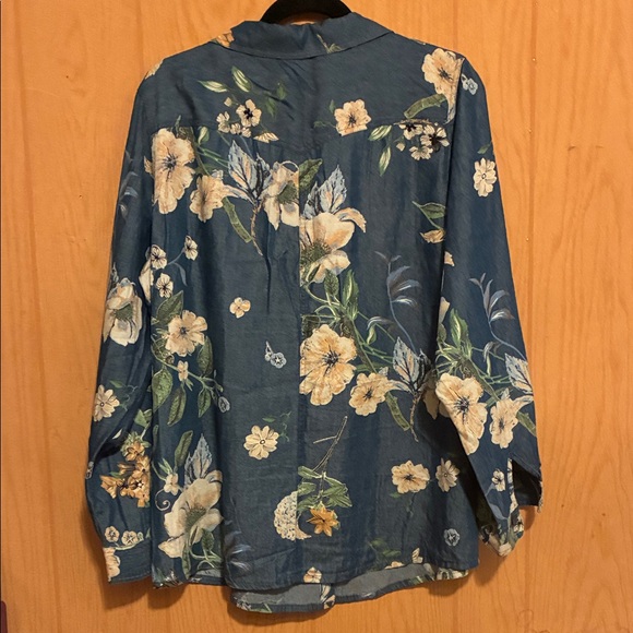 Floral Blu women Shirt - Picture 5 of 6